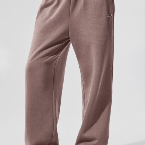 Accolade Straight Leg Sweatpant
